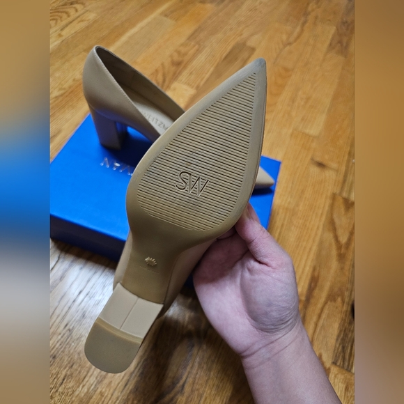 Stuart Weitzman Linsi 75 Block Heels Beight - Picture 3 of 8